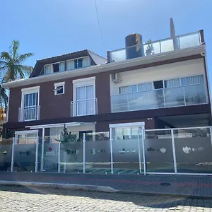 Bouganville Bc Estalagem